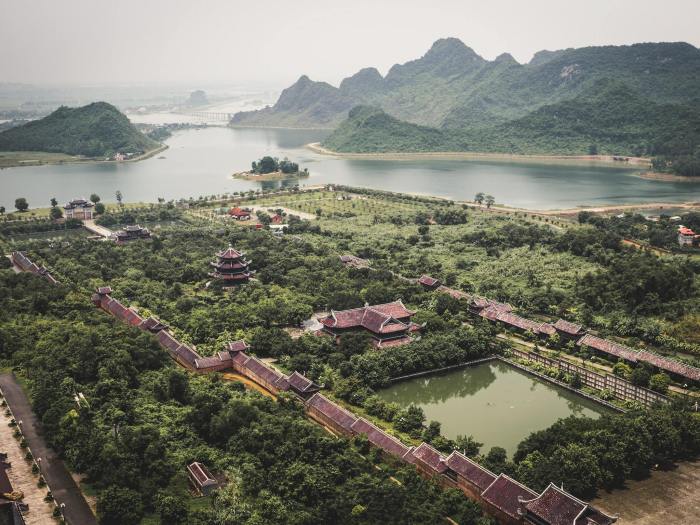 Asia southeast halong visit destinations vietnam places attractions need